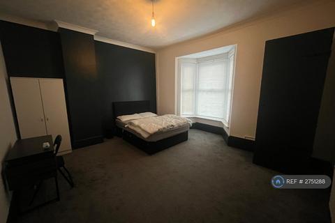 undefined, Sheerness, Sheerness, ME12