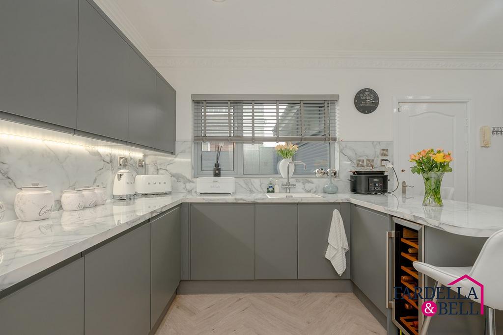 Property Description Ground Floor
