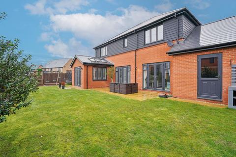 undefined, Cowslip Road, Wantage OX12