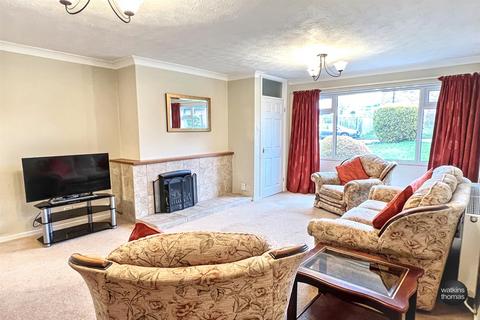 2 bedroom detached bungalow for sale, Beaufort Avenue, Hereford, HR2