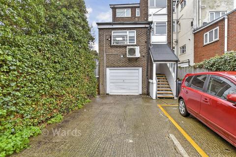 1 bedroom apartment for sale, Tower Parade, Whitstable, Kent