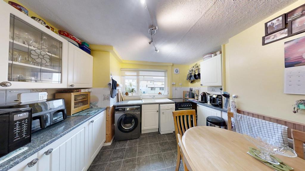 Blacknor-Road-Portland-Dorset-UK-02052026 161325