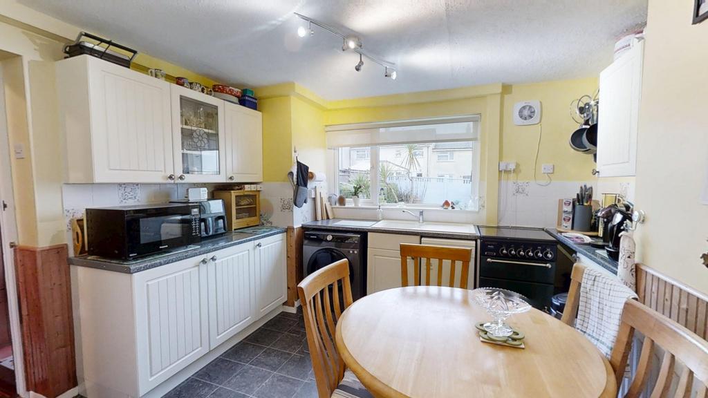 Blacknor-Road-Portland-Dorset-UK-02052026 161309