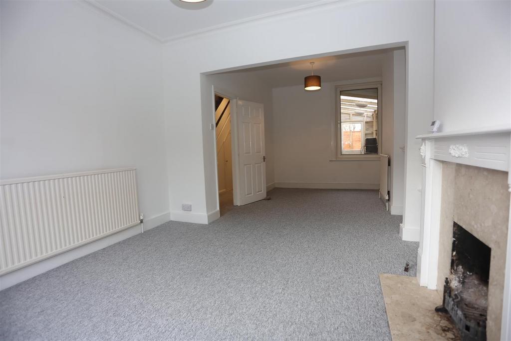 162 st leonards avenue (20).jpg