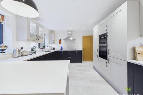 4 bedroom detached house for sale, 1 Silvana Gardens, Whittington Road Gobowen, Oswestry, Shropshire, SY11 3QT