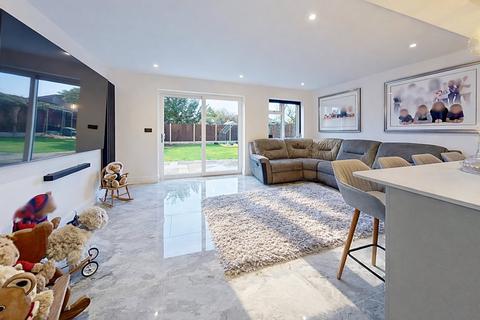 3 bedroom semi-detached bungalow for sale, Savernake Drive, Herne Bay, CT6 7UQ
