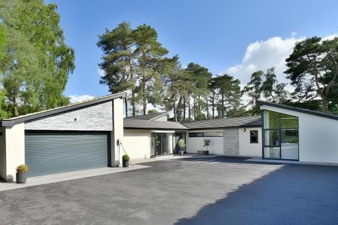 5 bedroom detached house for sale, Carroll Avenue, Ferndown