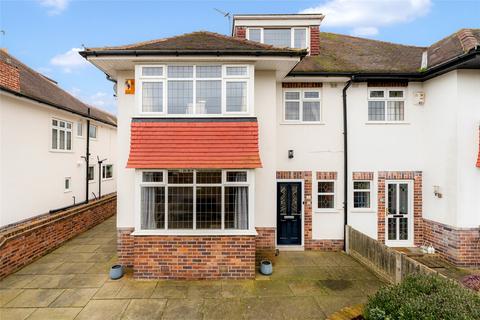 5 bedroom semi-detached house for sale, Welwyn Avenue, Ainsdale, Merseyside, PR8