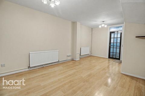 2 bedroom terraced house for sale, Sherbourne Drive, Maidstone