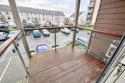 2 bedroom apartment to rent, Groombridge Avenue, Eastbourne BN22