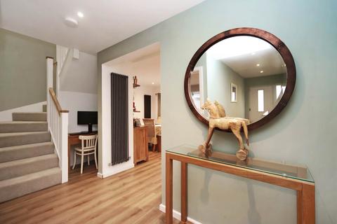 4 bedroom detached house for sale, Manor Road, Tring