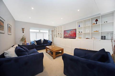 4 bedroom detached house for sale, Manor Road, Tring