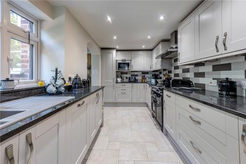 4 bedroom detached house for sale, Hawthorn Drive, Highley, WV16