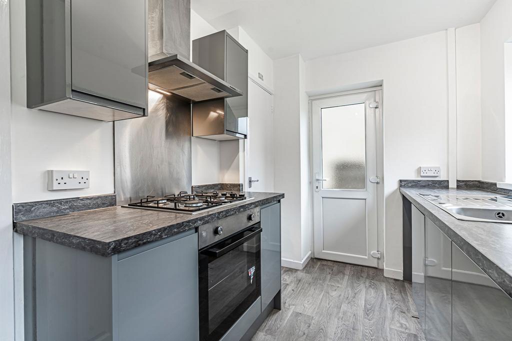 Kitchen / Breakfast Room