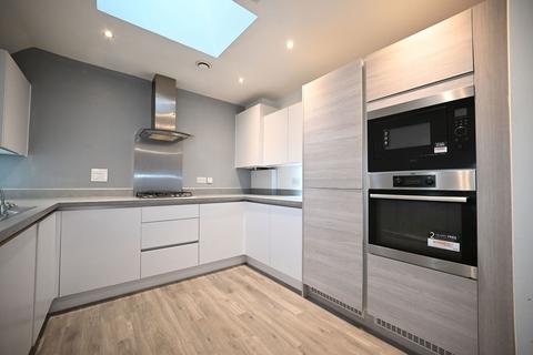 1 bedroom flat for sale, Knights Templar Way, Rochester ME2