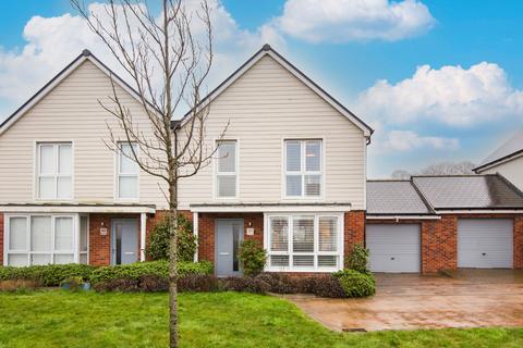3 bedroom semi-detached house for sale, Herald Gardens, Tunbridge Wells