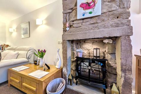 2 bedroom terraced house for sale, Central Road, Maryport CA15