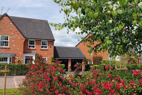 4 bedroom detached house for sale, Yew Crescent, Somerford