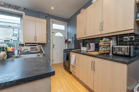 2 bedroom terraced house for sale, Langdale Street, Elland