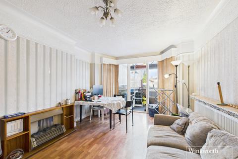 3 bedroom semi-detached house for sale, Girton Avenue, London NW9