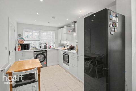 2 bedroom semi-detached house for sale, Lowlands Road, Hockley