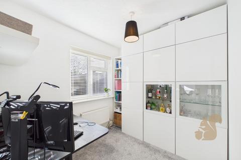 2 bedroom bungalow for sale, Compton Road, Colchester