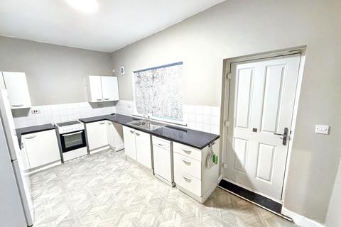 2 bedroom terraced house to rent, Eighth Street, Peterlee SR8