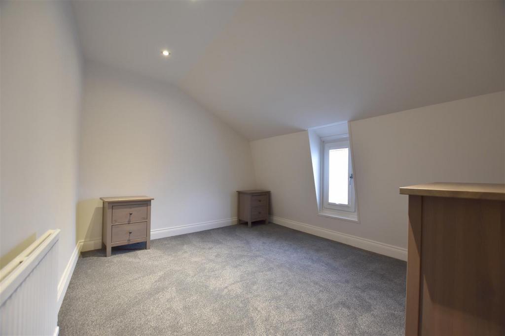 Bedroom one.JPG