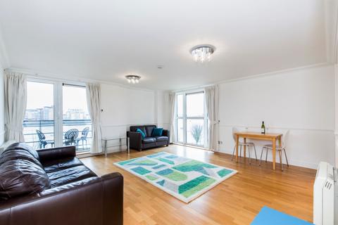 2 bedroom apartment for sale, Glaisher Street, London, SE8