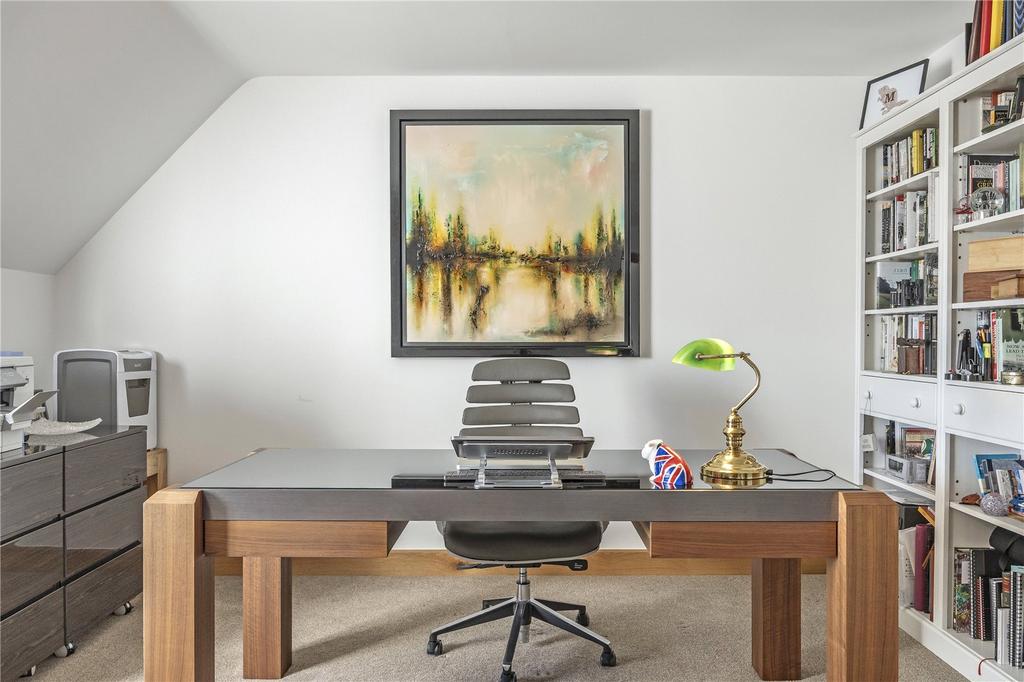 Bedroom/Study