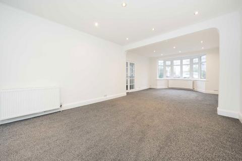 3 bedroom semi-detached house to rent, Westside, Hendon NW4