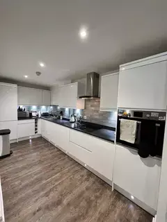 undefined, Waterside, Shirley B90