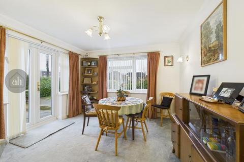 2 bedroom detached bungalow for sale, Field View, Thurston,