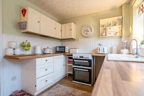 2 bedroom semi-detached house for sale, Grampian Way, Long Eaton, NG10