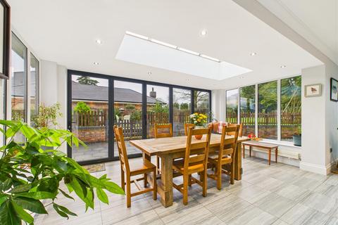 5 bedroom detached house for sale, Beverley Road, South Cave