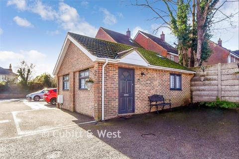 1 bedroom ground floor flat for sale, Mulberry House, Dorking RH4