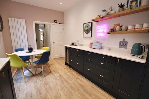 3 bedroom terraced house for sale, Cedar Road, Northampton NN1
