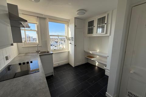 2 bedroom flat to rent, Fourth Avenue, Hove BN3