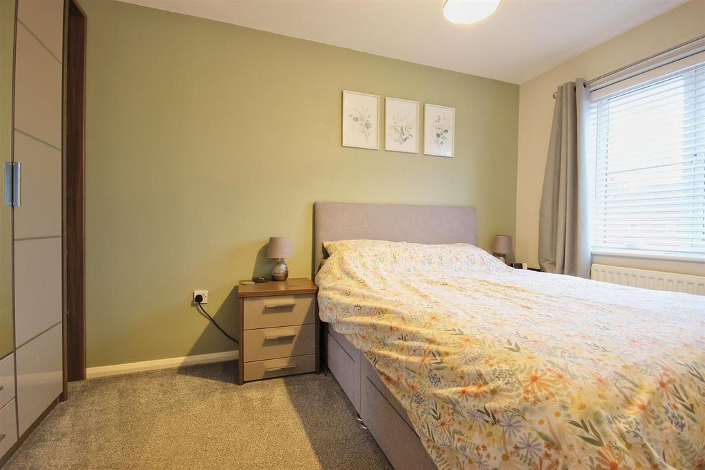 Bedroom 1 (front)