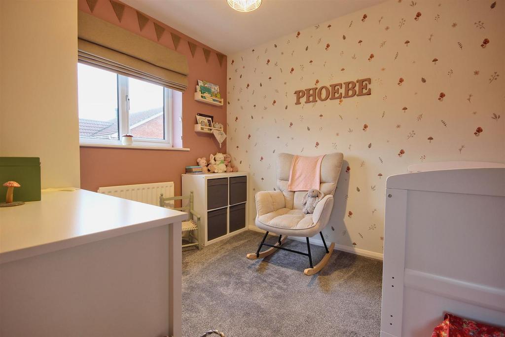Bedroom 2 (rear)
