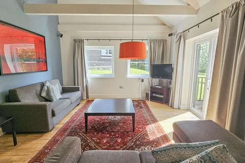 undefined, Trenython Manor, Par PL24