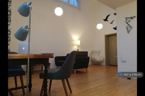 undefined, Schoolhouse Yard, London, SE18