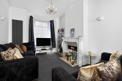 3 bedroom terraced house for sale, Clinton Road, London, E7