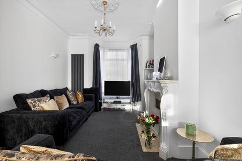 3 bedroom terraced house for sale, Clinton Road, London, E7