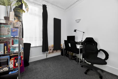 3 bedroom terraced house for sale, Clinton Road, London, E7