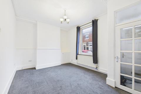 2 bedroom terraced house to rent, Otway Street, Preston PR1
