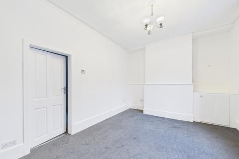 2 bedroom terraced house to rent, Otway Street, Preston PR1