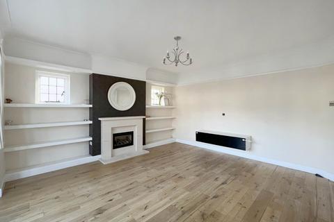 undefined, Buxton Drive, New Malden