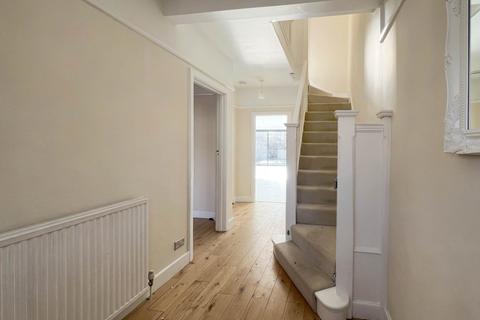 undefined, Buxton Drive, New Malden
