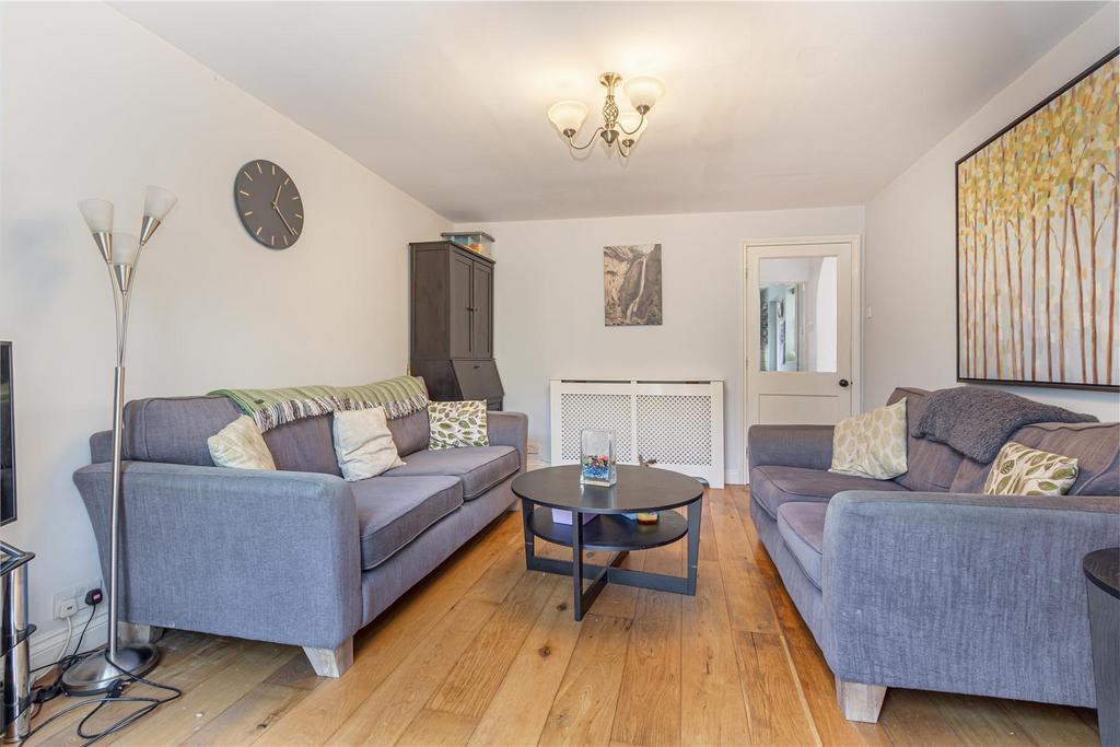 Living-room-3.jpg